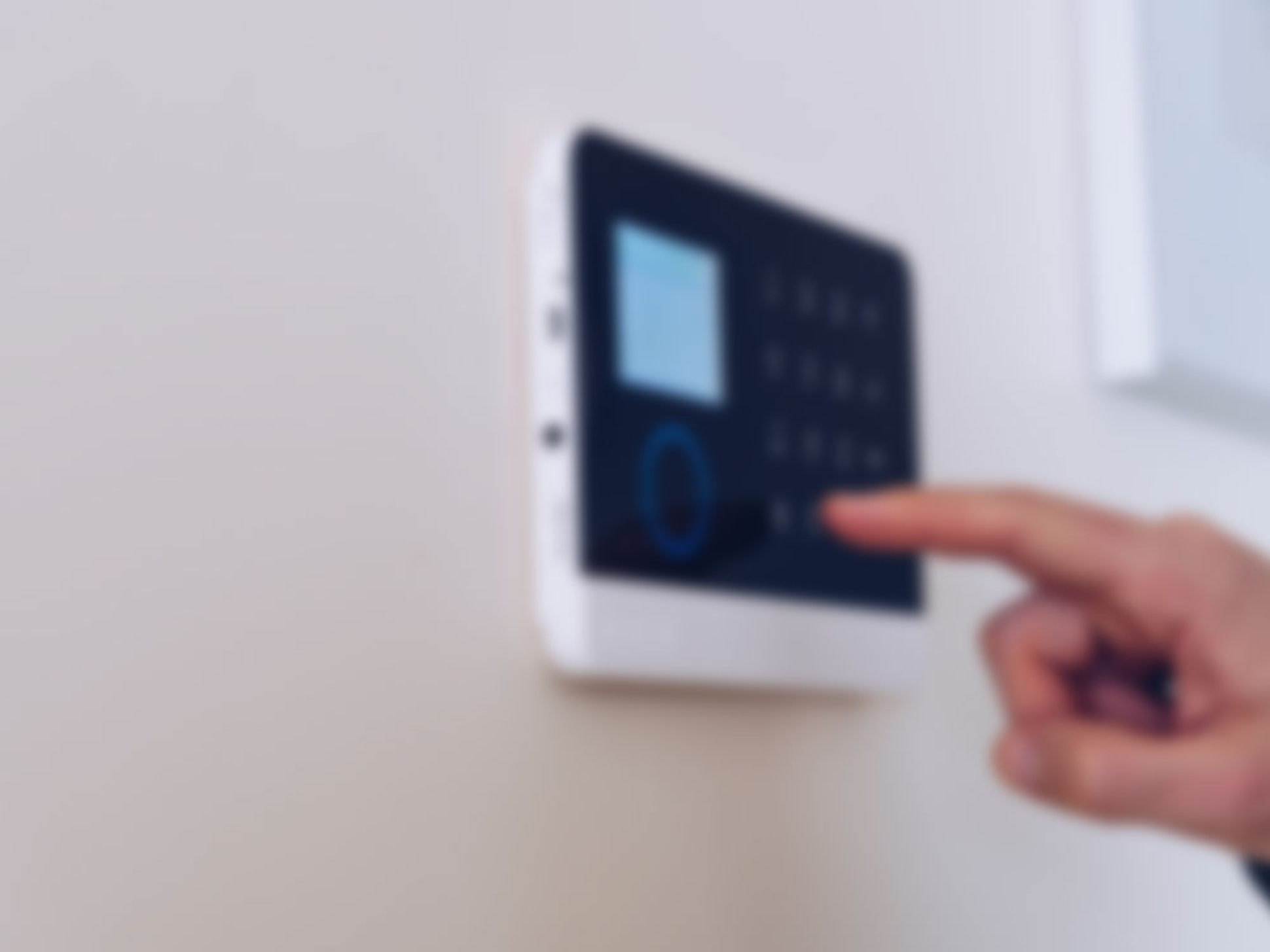 Alarm&shy;anlagen bei Muster Elektro in Musterstadt